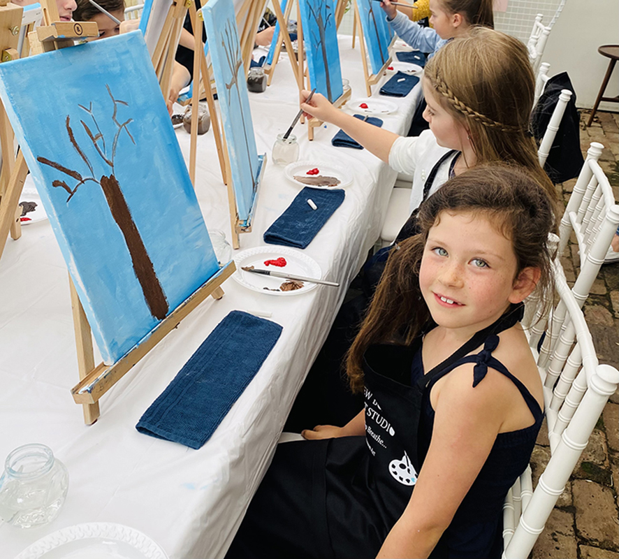 Paint and Singalong Class for Kids Birthday Parties - Image 4